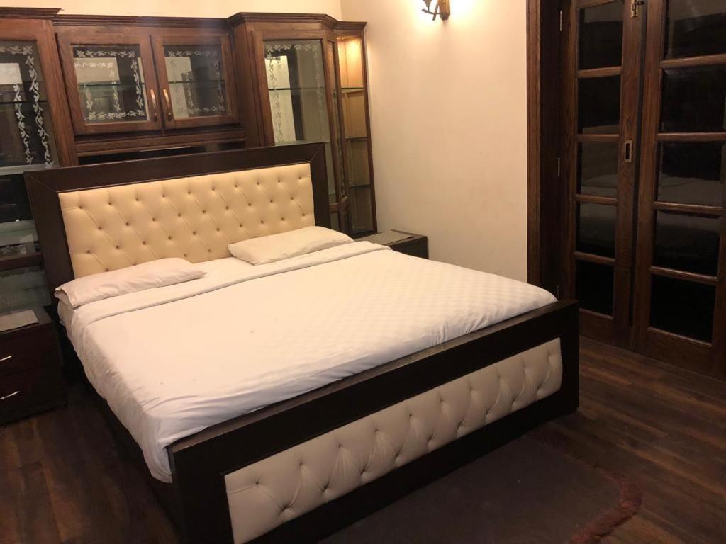 Reina Boutique Hotel - G9 이슬라마바드 외부 사진